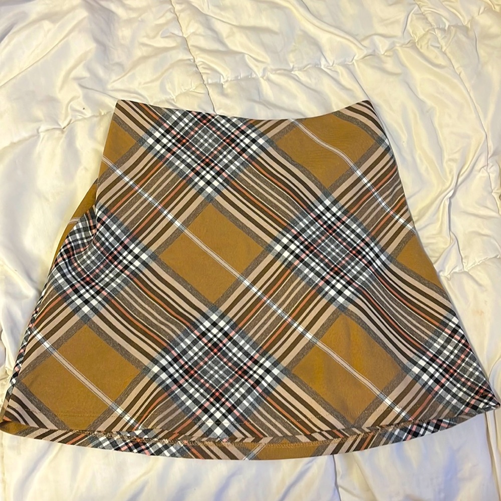 Plaid mini skirt